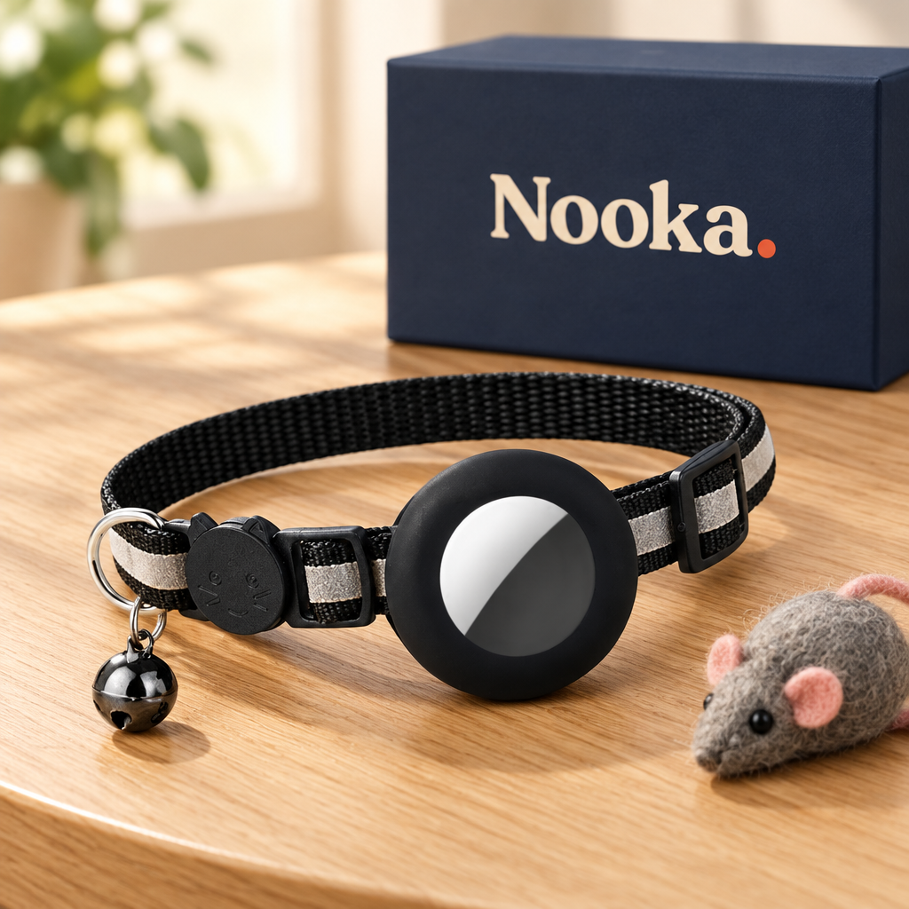Nooka breakaway cat collar with tracker holder